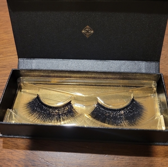 Lash Star Volume Visionary Lashes 10 NEW in box - Picture 5 of 7